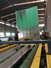 風(fēng)管生產(chǎn)五線-西安鴻通鋼材有限公司